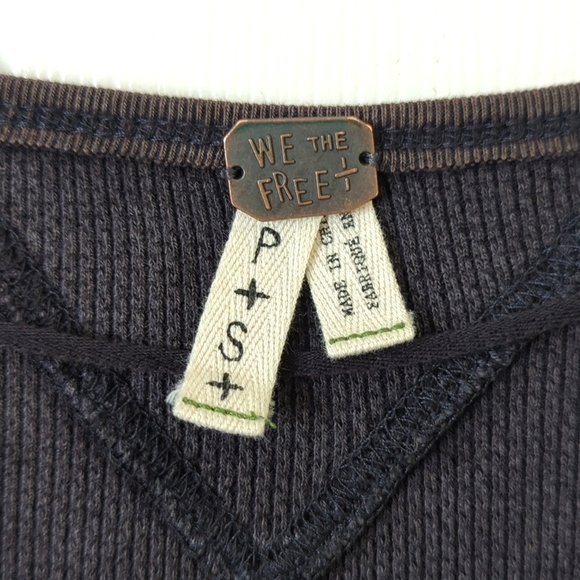 We The Free Art School Textured Thermal Knit Cuff Long Sleeve V-neck Top Gray S - Picture 4 of 10